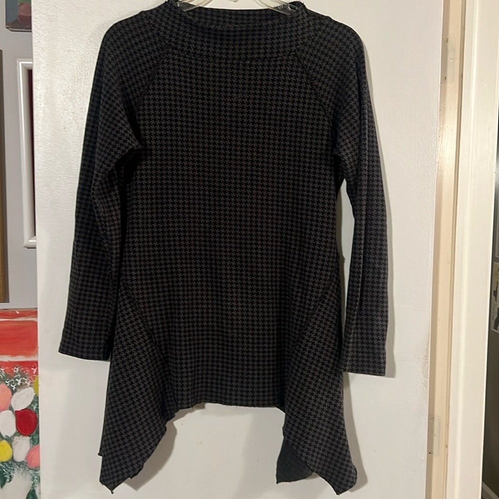 Matthildur herringbone pattern asymmetrical hem tunic